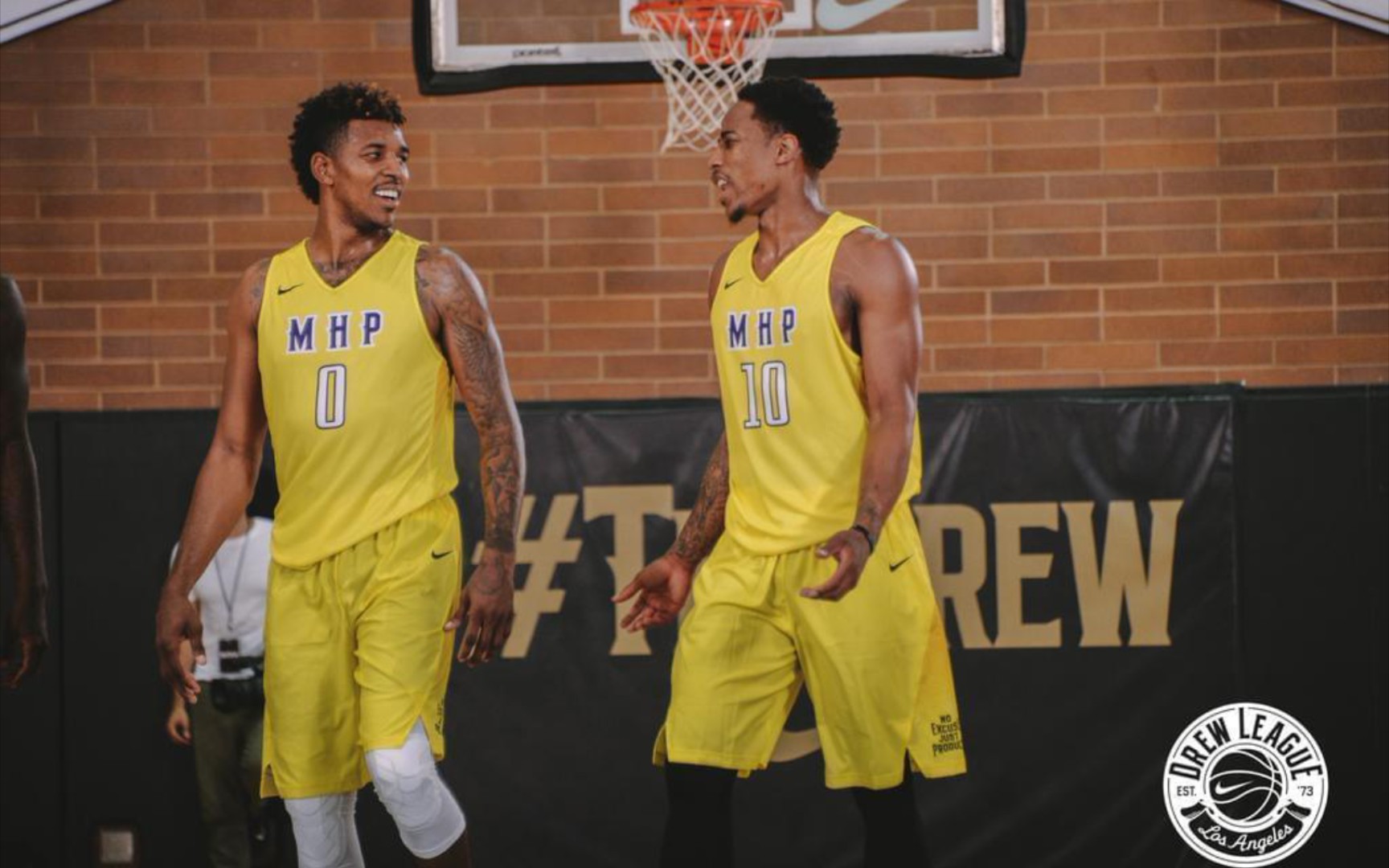 AG用两条 AG用两条